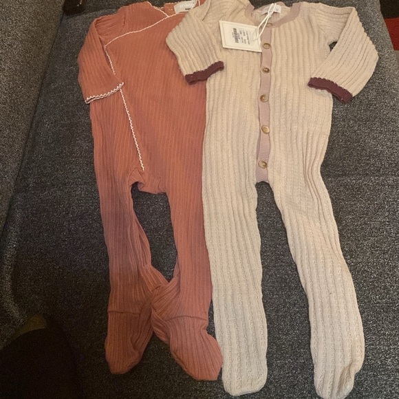 Hadas /ming baby set of two KNITTED FOOTIE NATURAL & SHELL PINK size 6-9 m​ - Picture 2 of 7